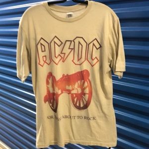 VINTAGE Band shirt AC/DC or Those Who are About to Rock T-shirt size M